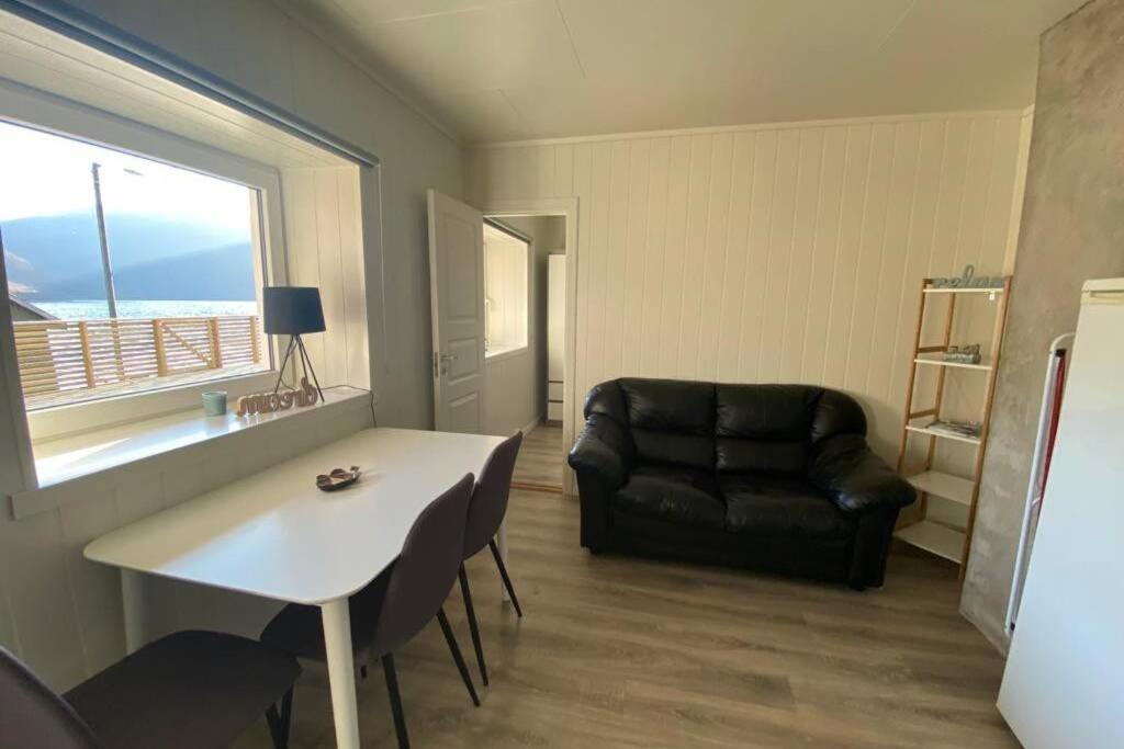 Waterfront Senja 3 Apartment Torsken ภายนอก รูปภาพ